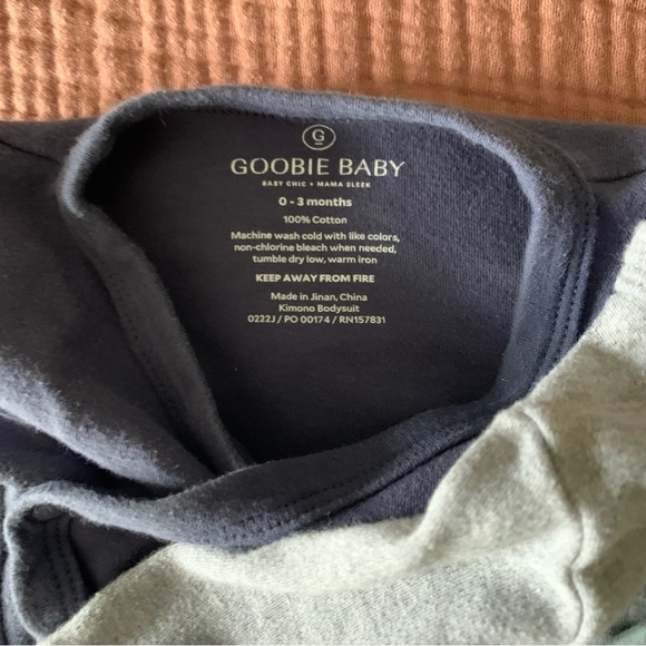 3 Goobie Baby Onesies Set - Picture 7 of 7